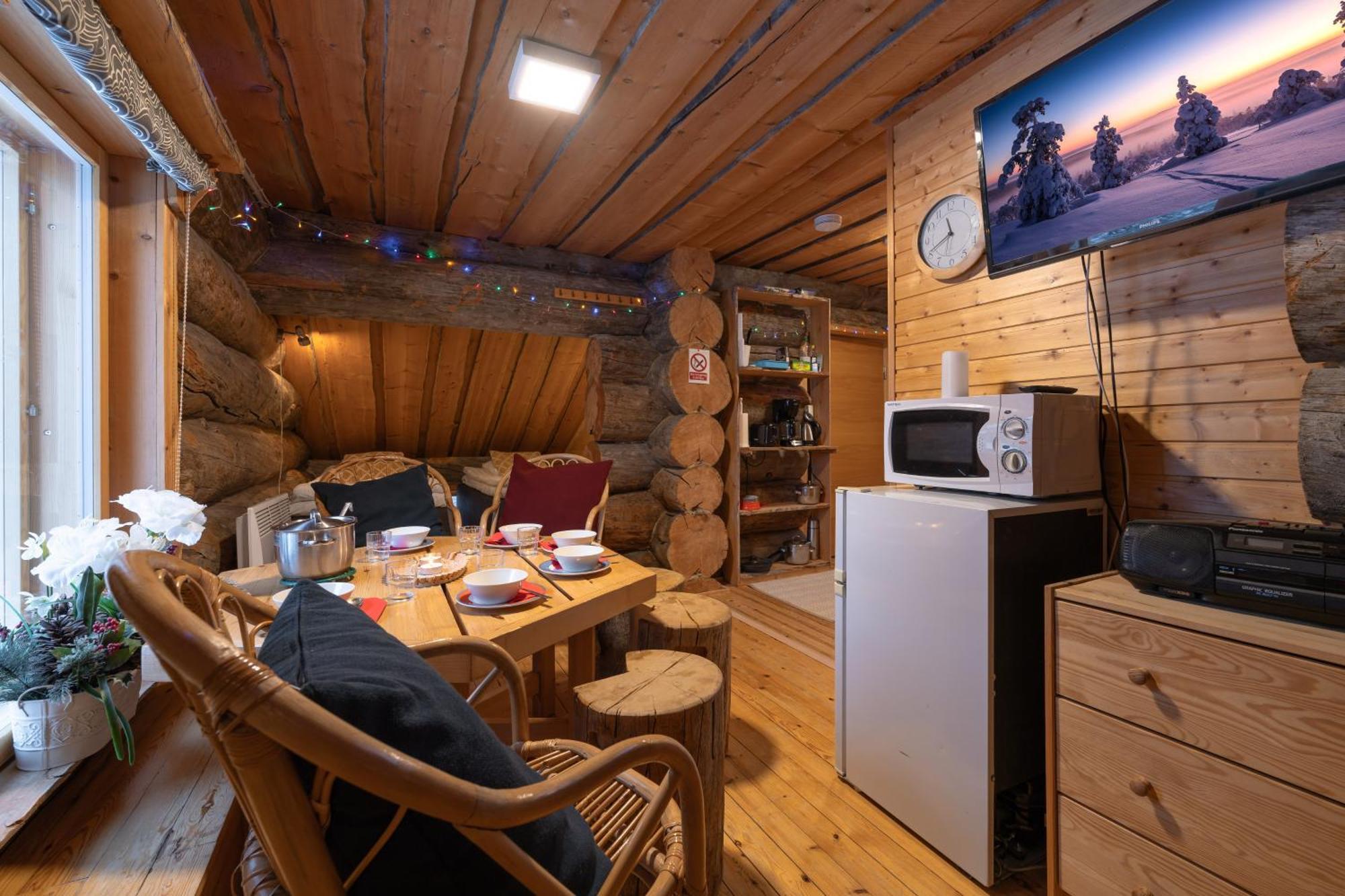 Kuukkeli Apartments Pikku-Hirvas Ja Porotokka Саариселькя Номер фото