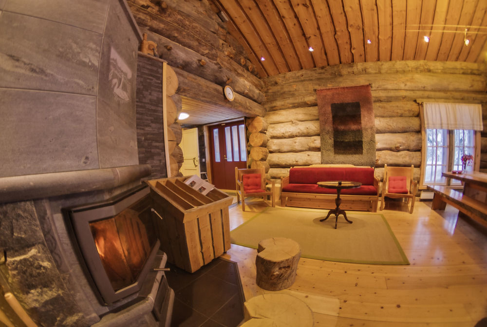 Kuukkeli Apartments Pikku-Hirvas Ja Porotokka Саариселькя Экстерьер фото